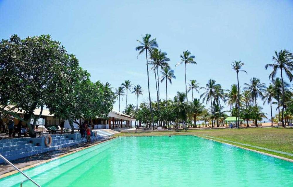 Pegasus Reef Hotel in Colombo